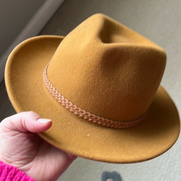 Wool Fedora Brown/Mustard. One size: approx inside measurement: 22 1/4” - Picture 1 of 7